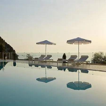 Aquis Agios Gordios Beach 4*