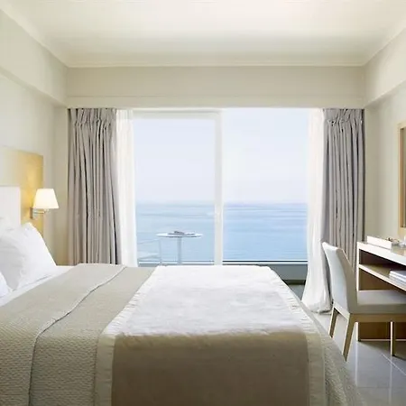 Hotel Aquis Agios Gordios Beach 4*
